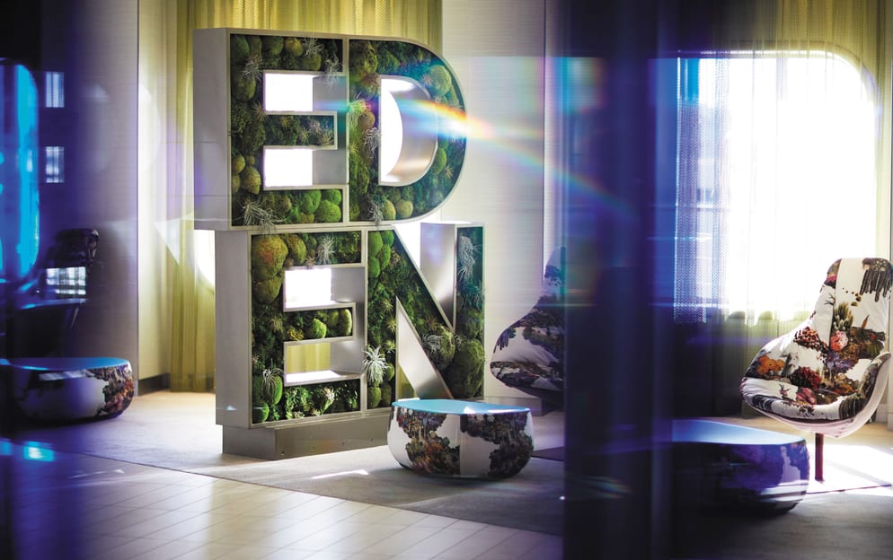 Celebrity Cruises Eden Restaurant 4.jpg